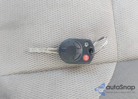 2012 Ford Focus Se z USA, uszkodzony, nr VIN 1FAHP3K29CL411467